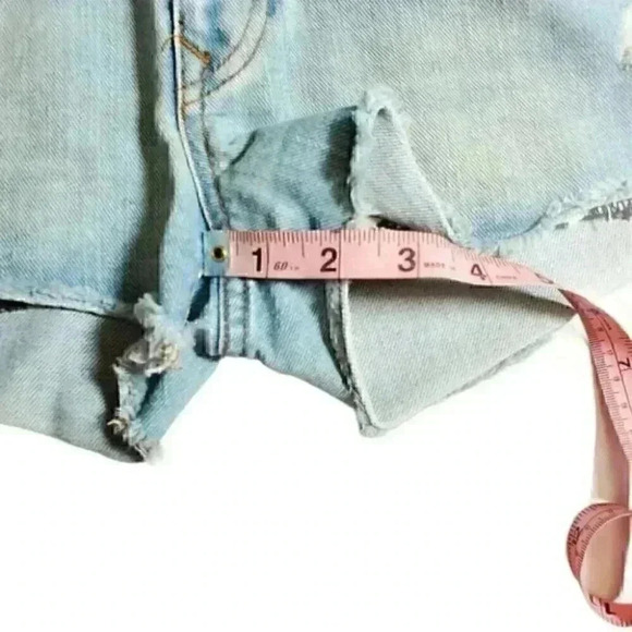 Volcom Brand Denim Jean Shorts Cherry Bomb - Picture 9 of 10